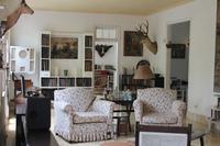 The living room of Finca Vigia
